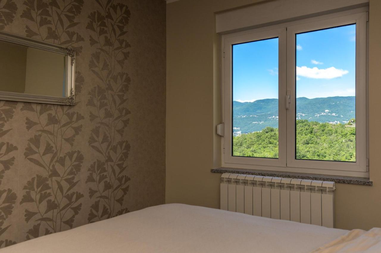 Deluxe Sea View Apartment Mate Balote Рийека Екстериор снимка