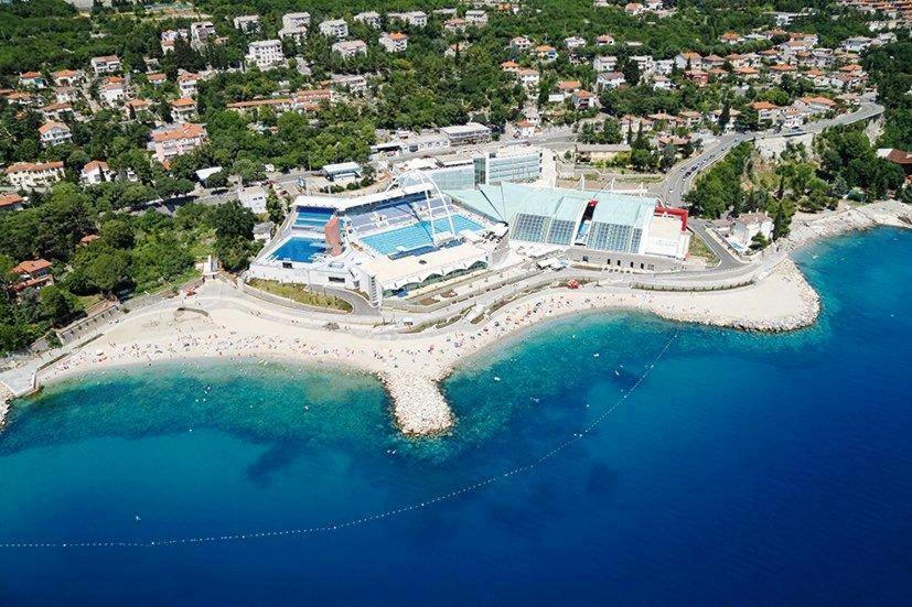 Deluxe Sea View Apartment Mate Balote Рийека Екстериор снимка