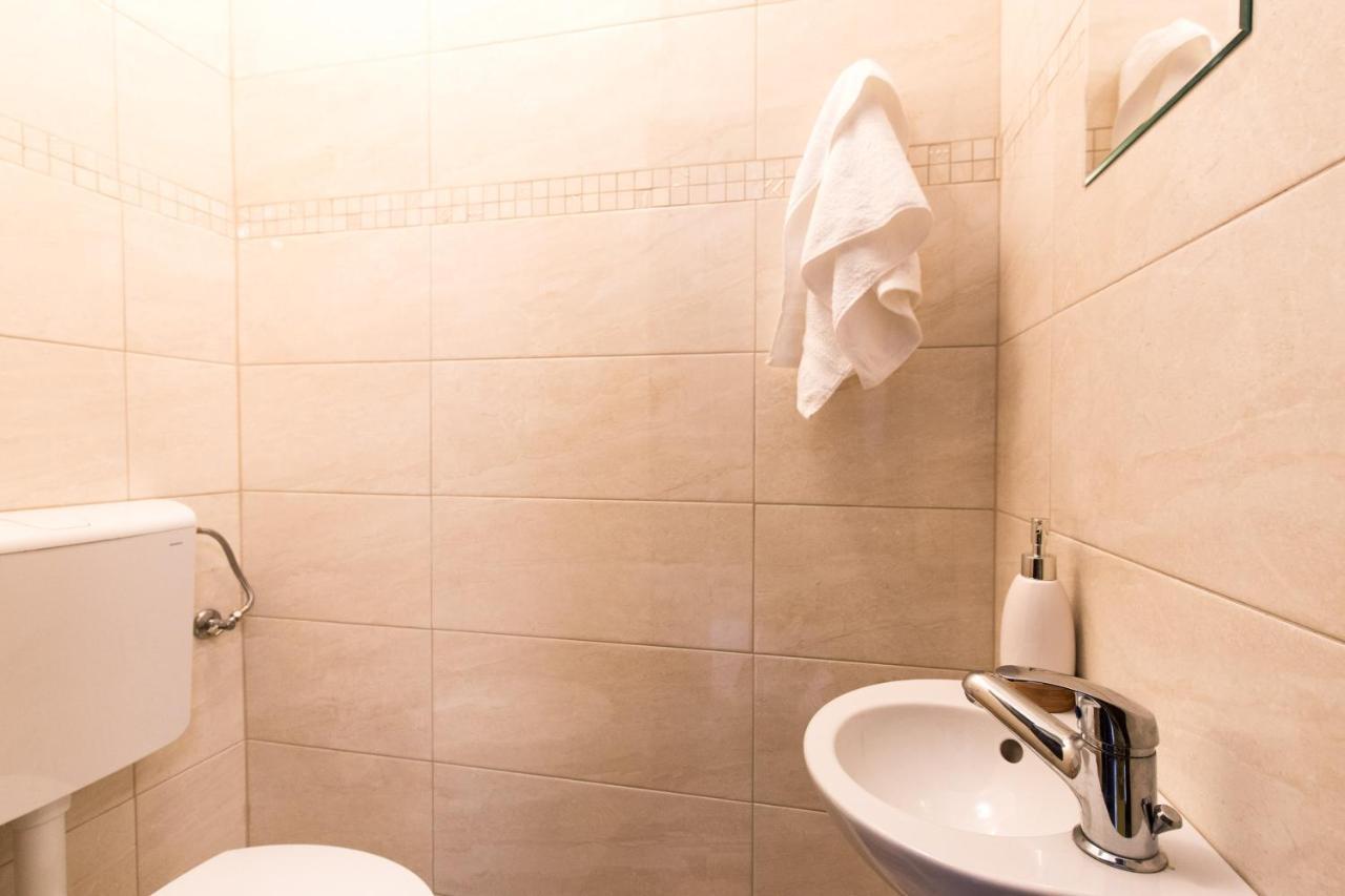 Deluxe Sea View Apartment Mate Balote Рийека Екстериор снимка