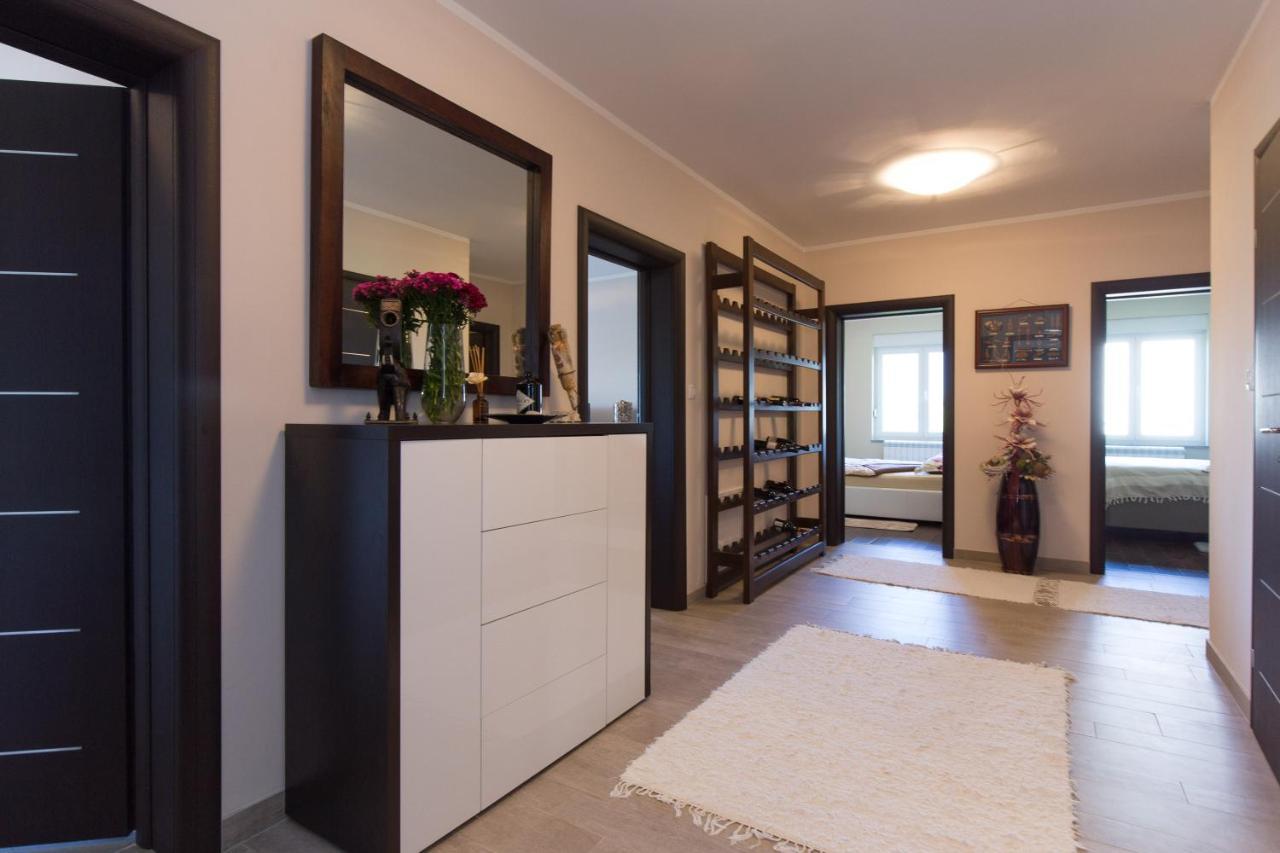 Deluxe Sea View Apartment Mate Balote Рийека Екстериор снимка